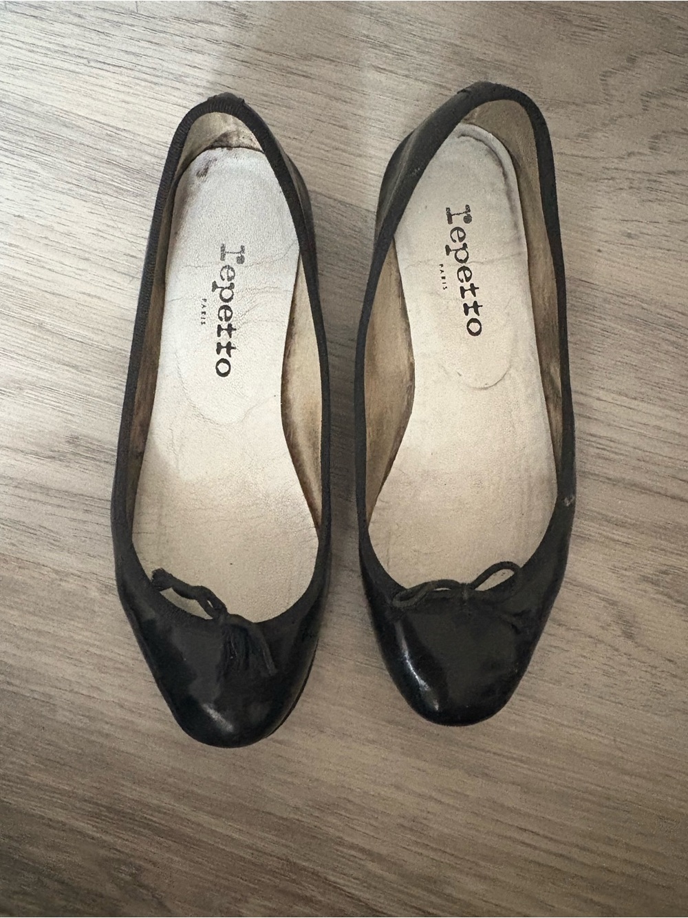 Repetto Black Patent Ballet Flats with Bow Trim - Picture 6 of 6